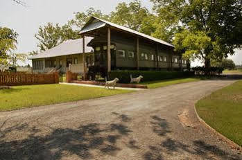 Ashburn Hill Plantation Hotel Moultrie Exterior photo